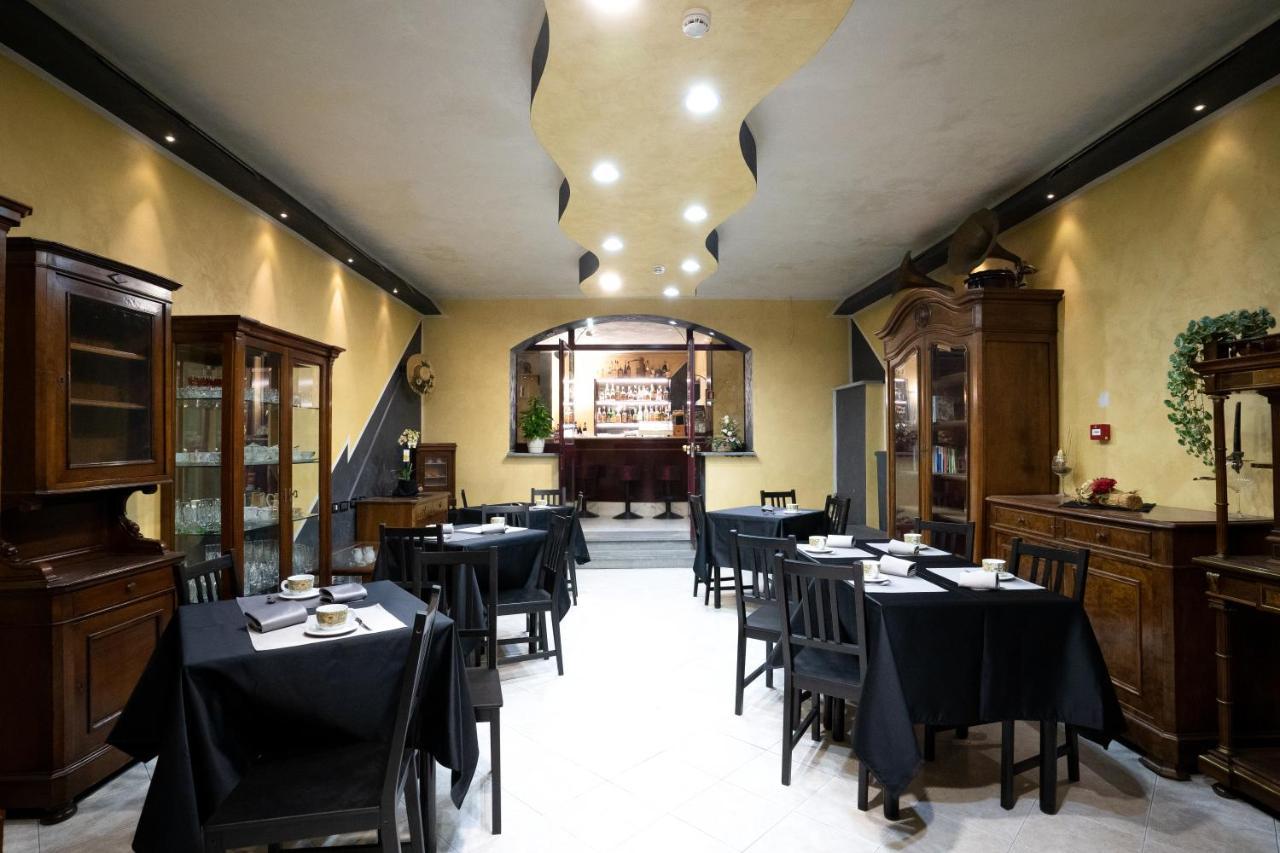 J Hotel Orbassano Exterior photo